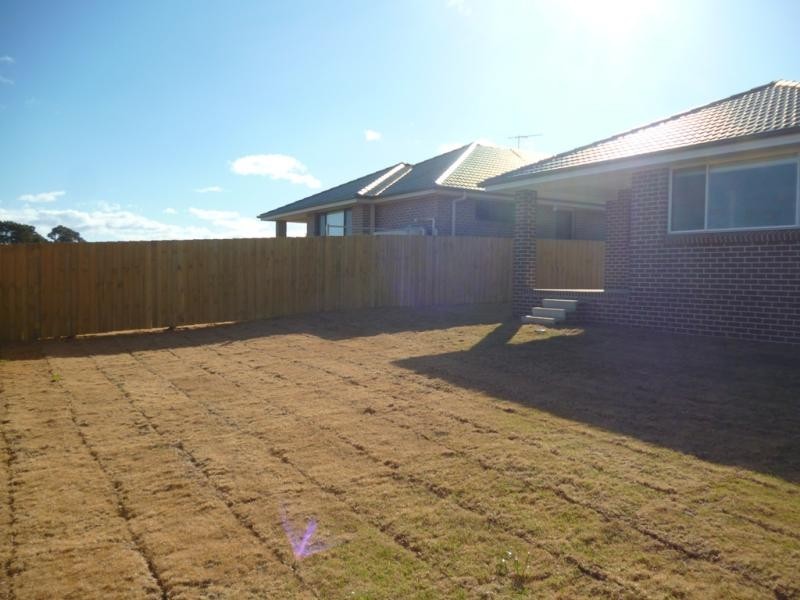 5 Asimus Cct, Elderslie NSW 2570