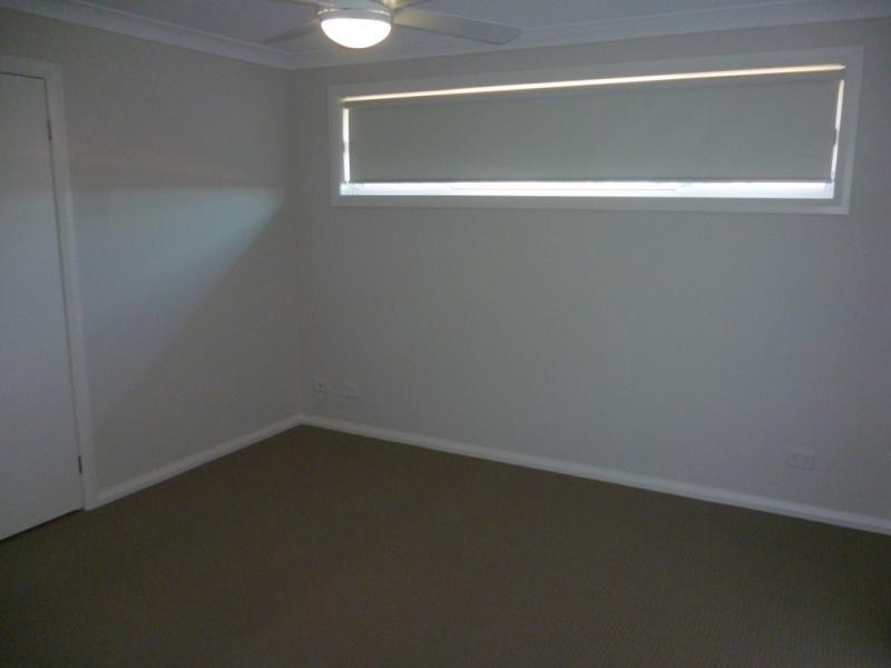 5 Asimus Cct, Elderslie NSW 2570