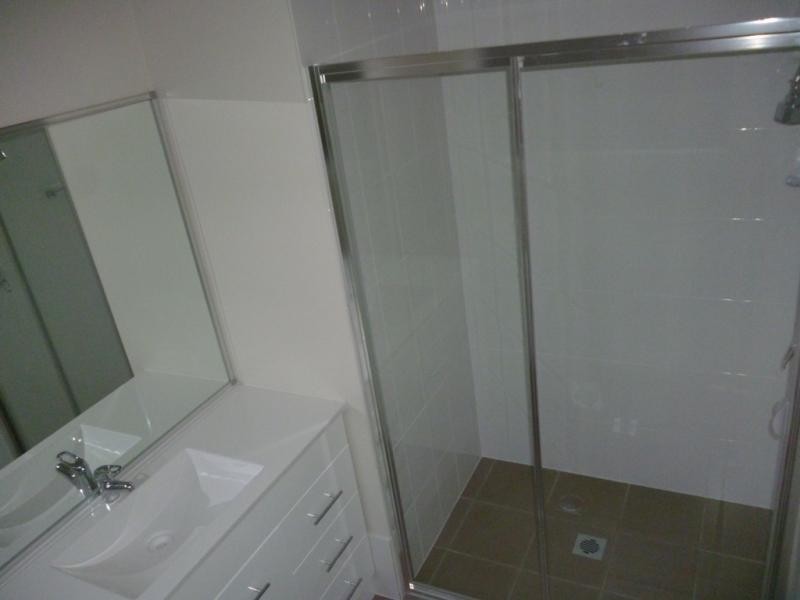 4 Asimus Cct, Elderslie NSW 2570