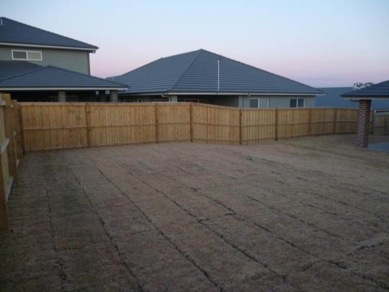 4 Asimus Cct, Elderslie NSW 2570