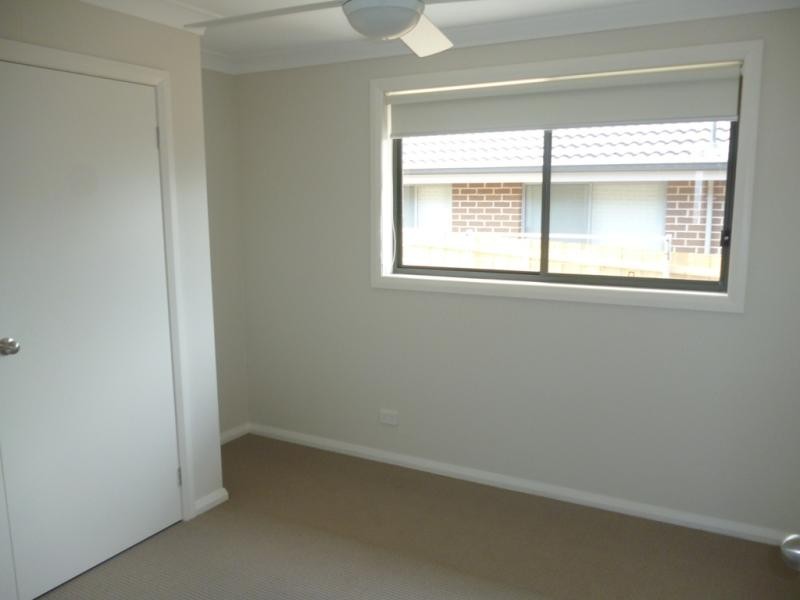 6 Asimus Cct, Elderslie NSW 2570