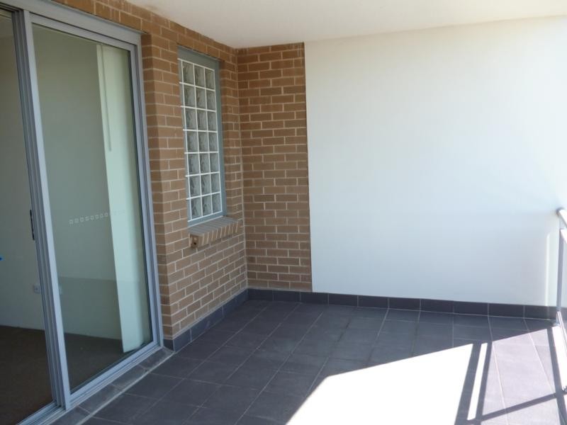 32/128-132 Woodville  Rd, Merrylands NSW 2160