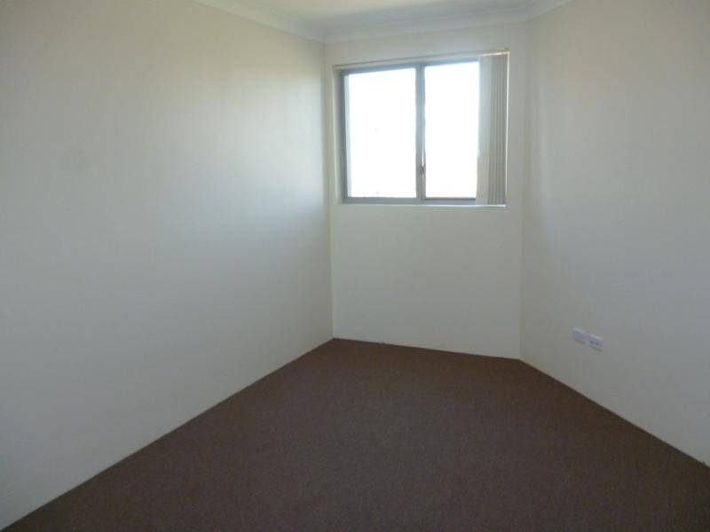 32/128-132 Woodville  Rd, Merrylands NSW 2160