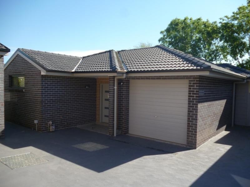 6/11-13 King St, Guildford NSW 2161
