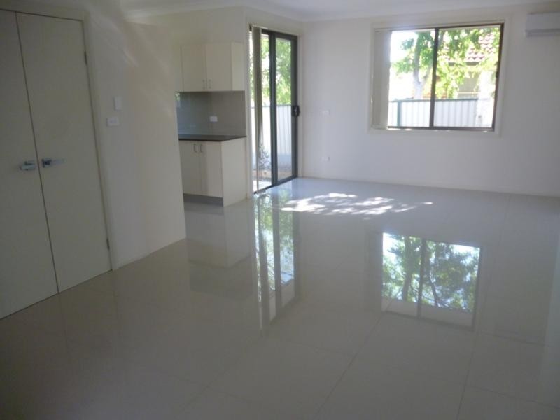 6/11-13 King St, Guildford NSW 2161