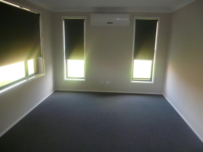 24 Callinan Cres, Ingleburn NSW 2565