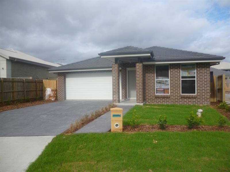 3 Donohoe St, Ingleburn NSW 2565