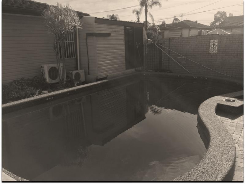 44 Waratah Ave, Casula NSW 2170