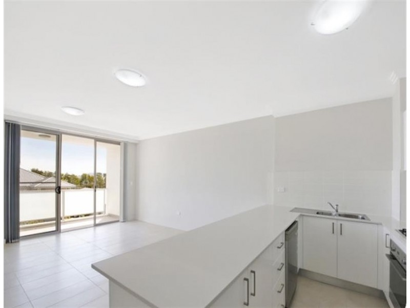 3/45 Santana Rd, Campbelltown NSW 2560
