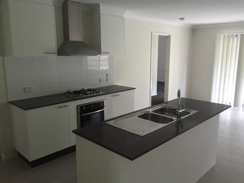 26 Hideaway Cct, Fletcher NSW 2287
