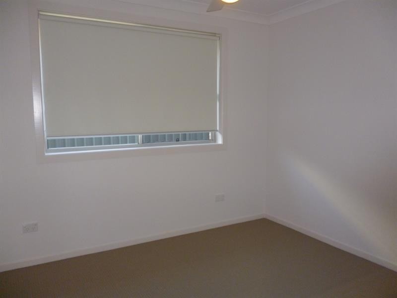 13 Domus St, Glenmore Park NSW 2745