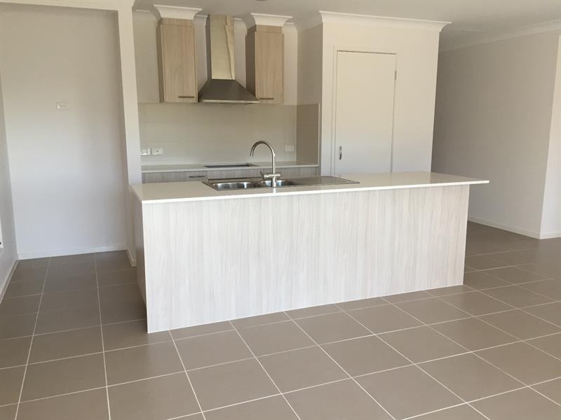 8 Drew St, Bonnells Bay NSW 2264
