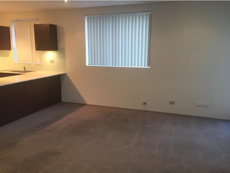 30/12-18 Bathurst St, Liverpool NSW 2170