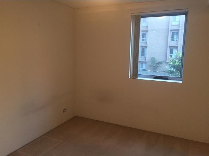 30/12-18 Bathurst St, Liverpool NSW 2170