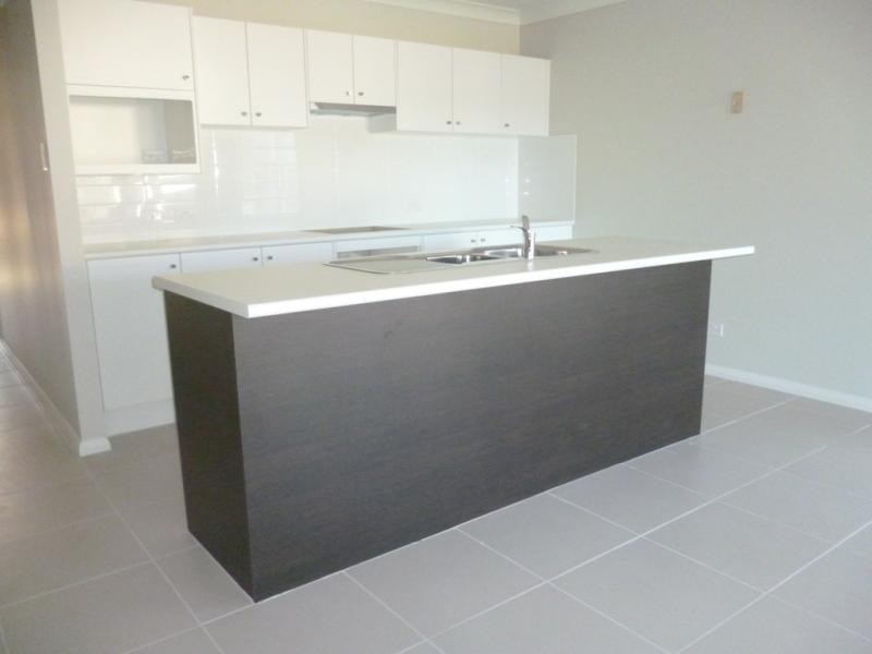 11 Brannigan St, Ropes Crossing NSW 2760