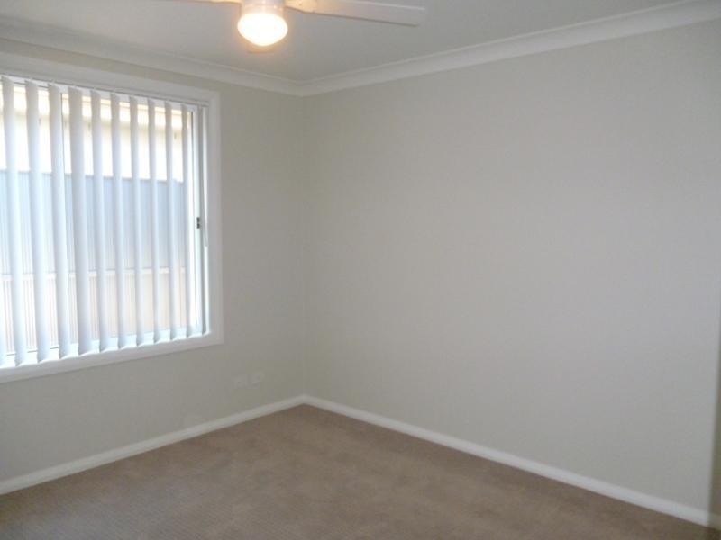 11 Brannigan St, Ropes Crossing NSW 2760