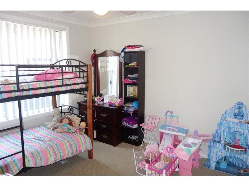 11 Brannigan St, Ropes Crossing NSW 2760