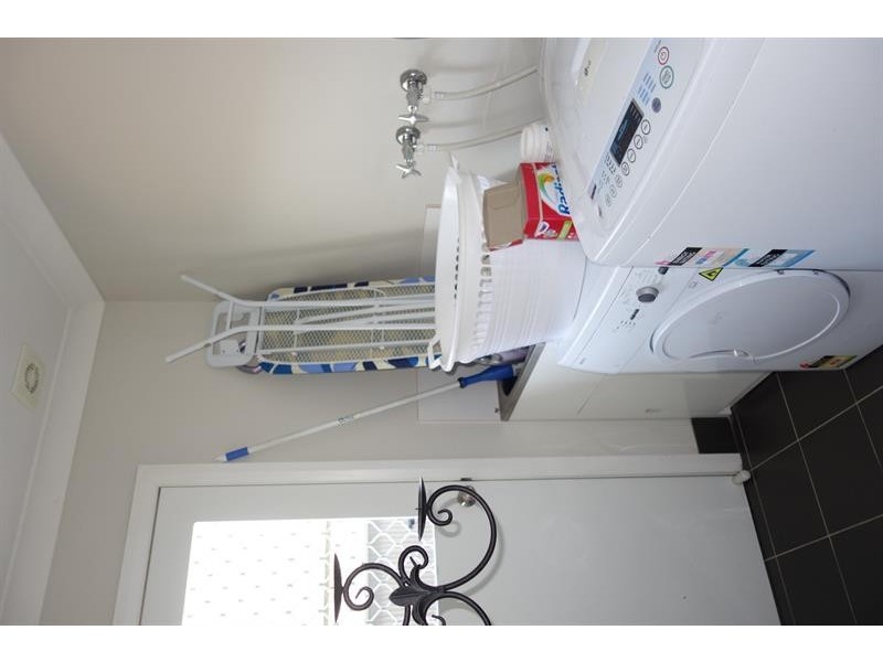 11 Brannigan St, Ropes Crossing NSW 2760