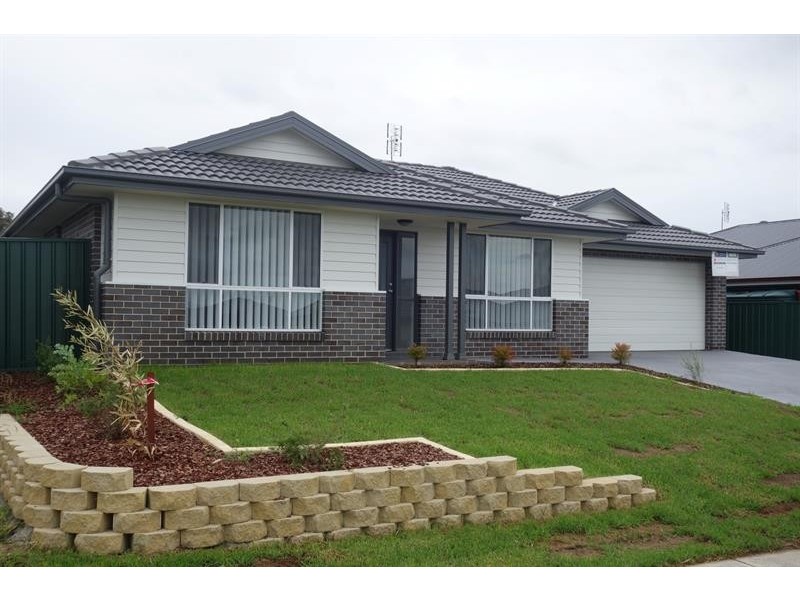 22 Harpur St, Hunterview NSW 2330