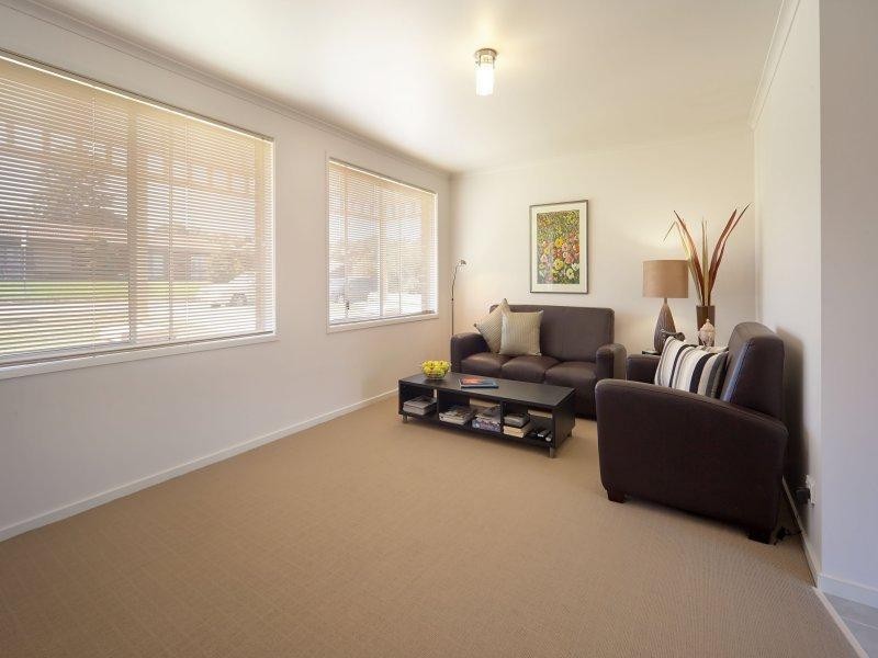1/107 Southernview Drive, Albury NSW 2640