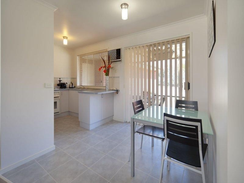 1/107 Southernview Drive, Albury NSW 2640