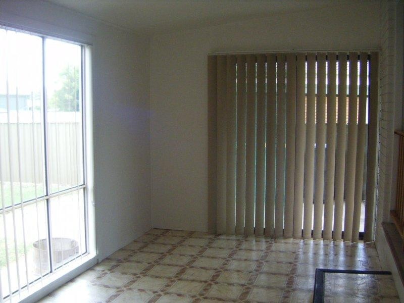 582 Prune St, Lavington NSW 2641