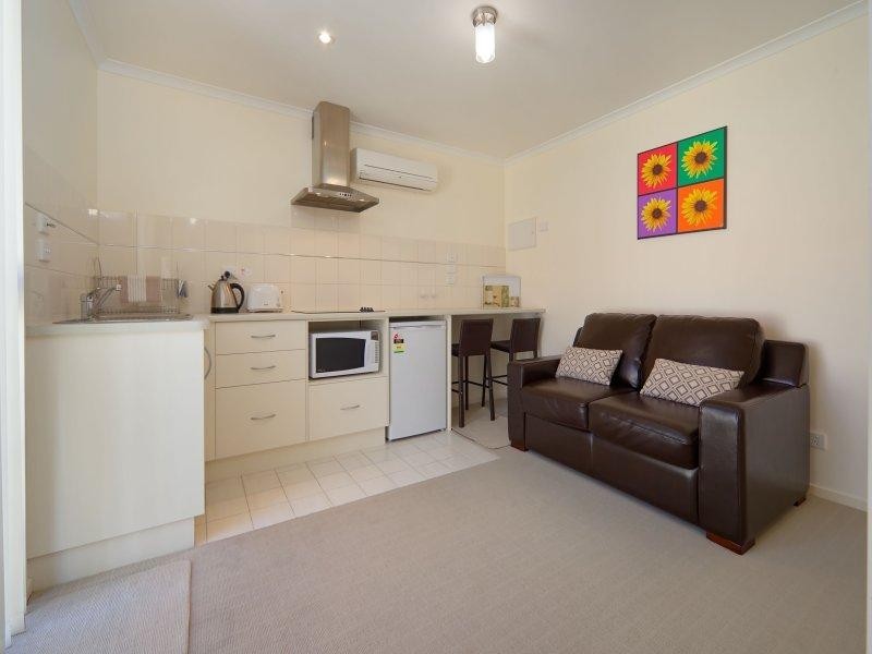3/107 Southernview Drive, Albury NSW 2640