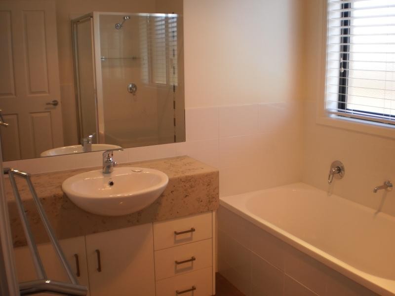 2/382 Kokoda St, North Albury NSW 2640