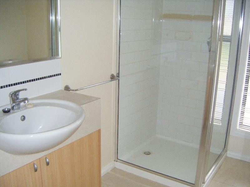 6/419 Mcdonald Rd, Lavington NSW 2641