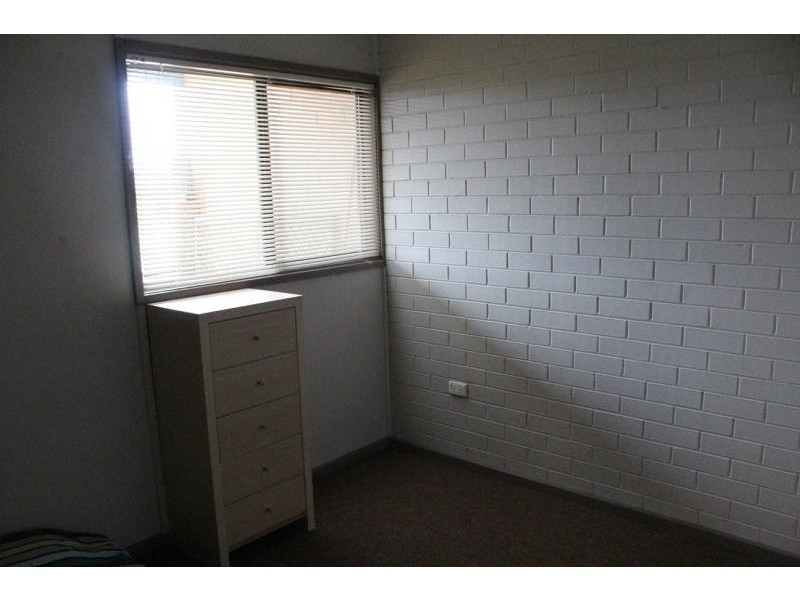 15/429 McDonald Road, Lavington NSW 2641