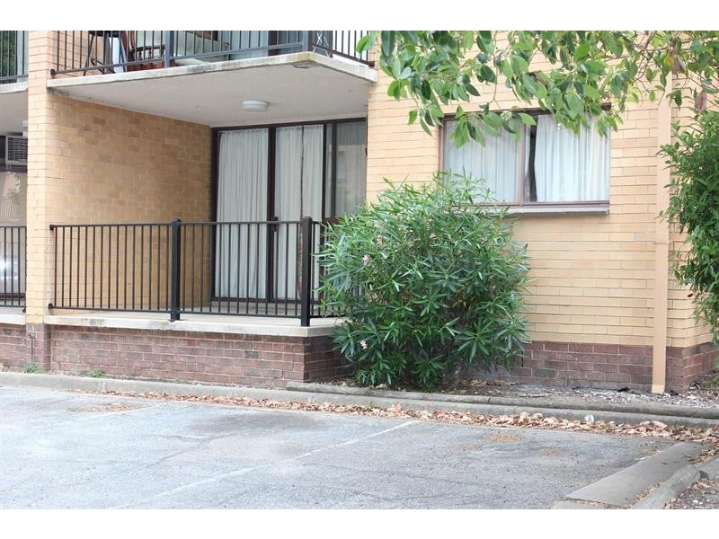 10/429 McDonald Rd, Lavington NSW 2641