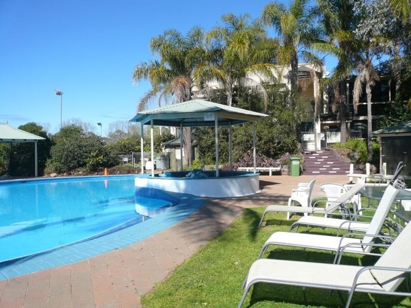 17 Brush Box St, Albury NSW 2640