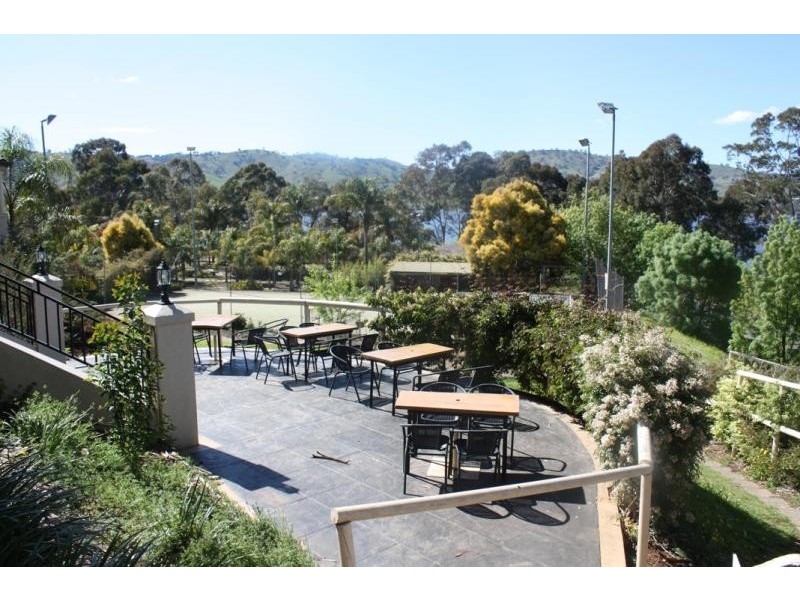 17 Brush Box St, Albury NSW 2640