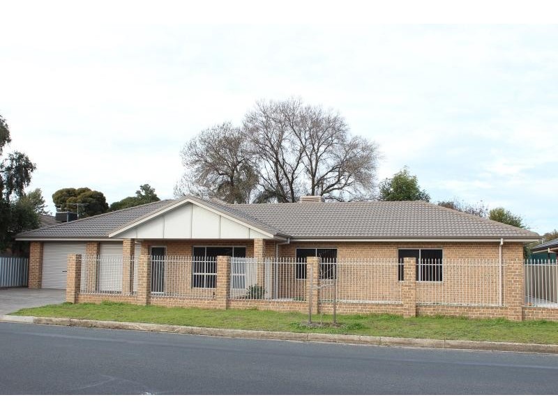 308 Wahroonga Road, Lavington NSW 2641