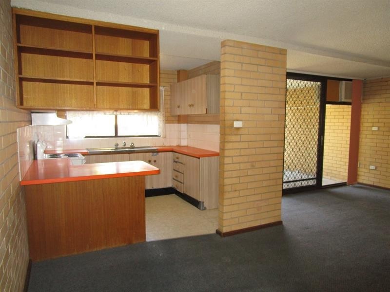 31/429 McDonald Road, Lavington NSW 2641