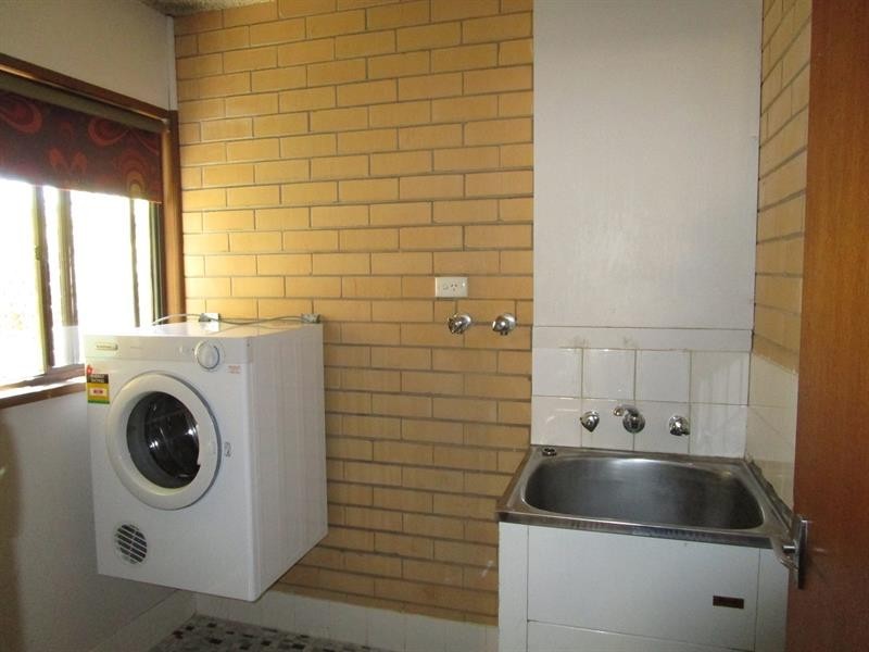 31/429 McDonald Road, Lavington NSW 2641