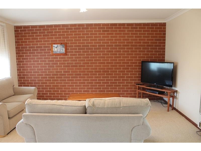 7/16 Keatinge Court, Lavington NSW 2641