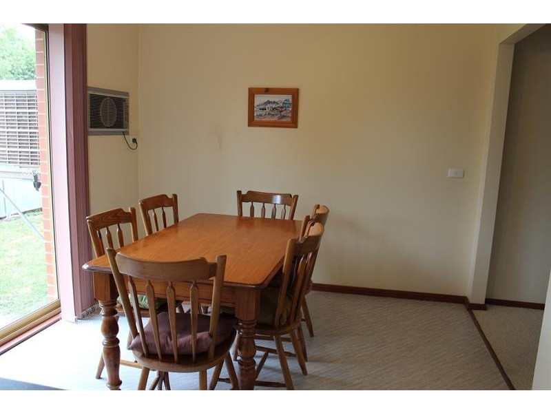 7/16 Keatinge Court, Lavington NSW 2641