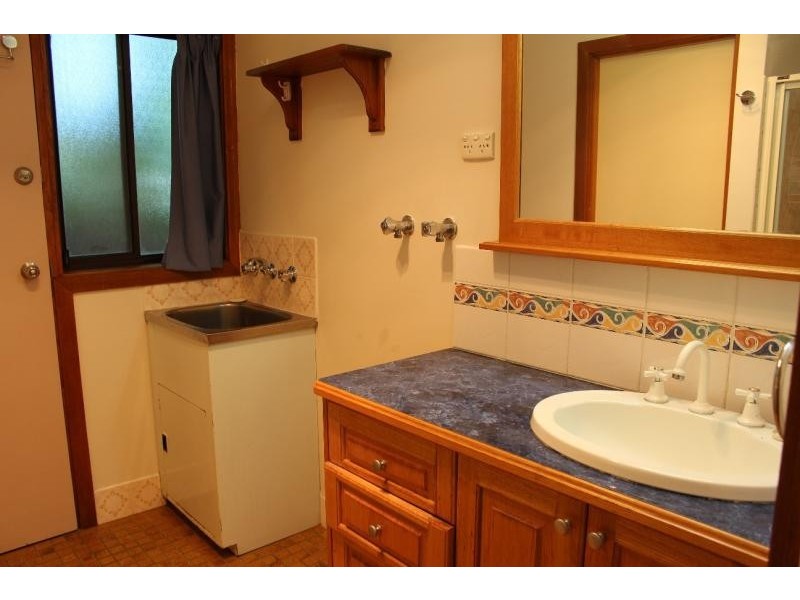 4/561 Woodbury Ct, Lavington NSW 2641