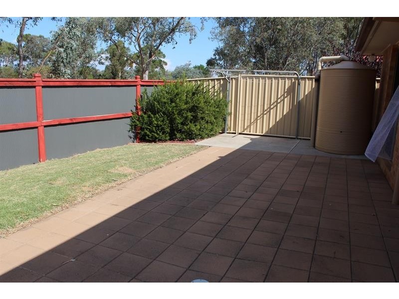 1/82 Hotham Cct, Thurgoona NSW 2640