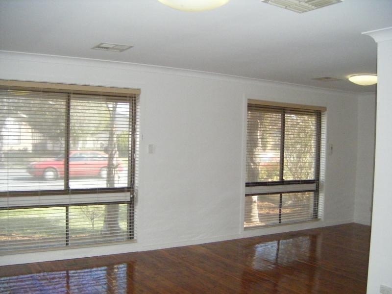 546 Kemp St, Lavington NSW 2641