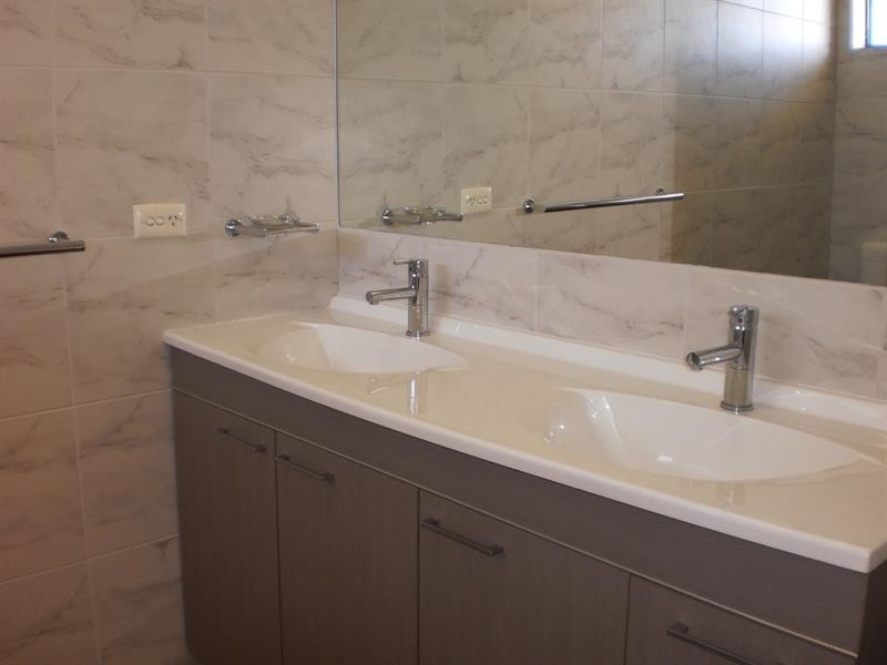 546 Kemp St, Lavington NSW 2641