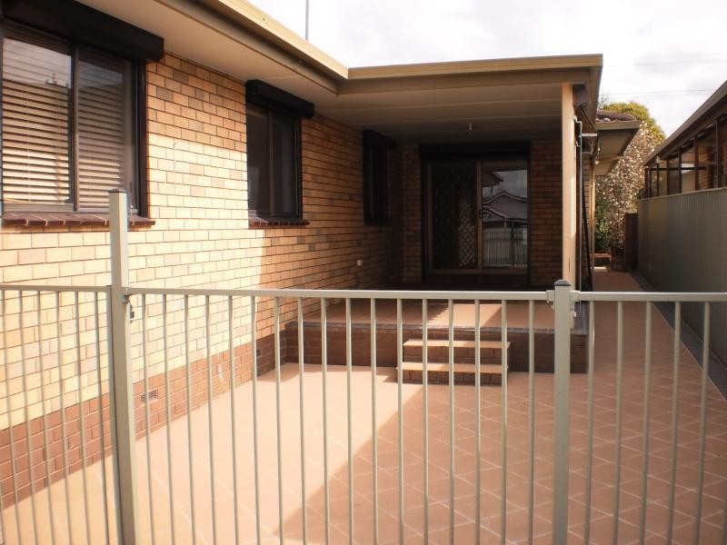 546 Kemp St, Lavington NSW 2641