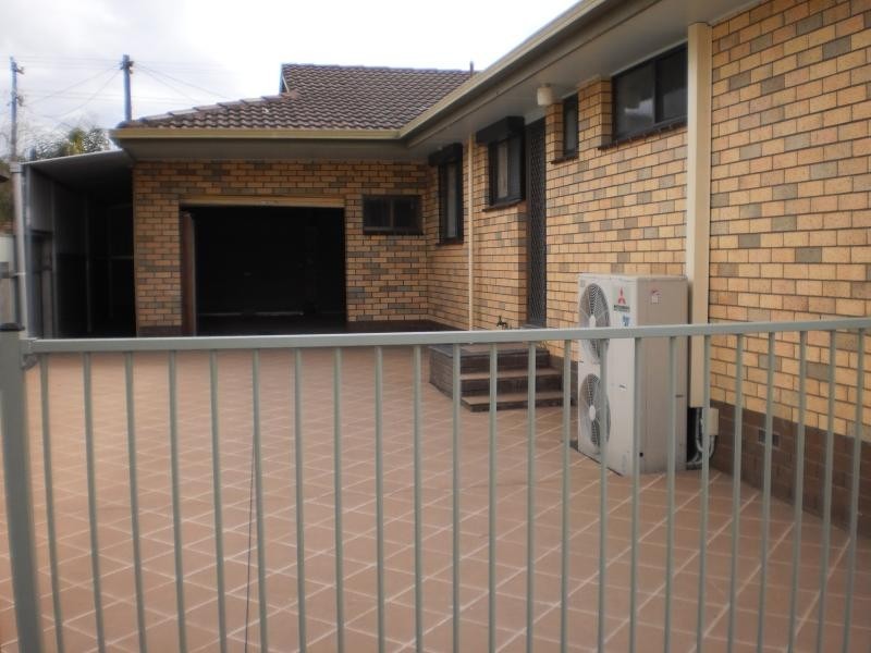 546 Kemp St, Lavington NSW 2641