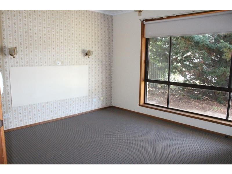 390 Dick Rd, Lavington NSW 2641