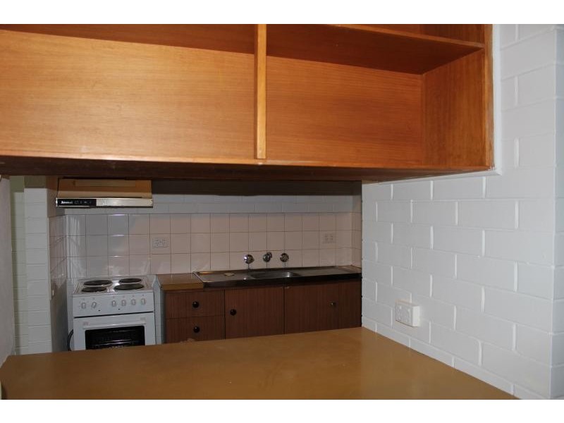 1/429 McDonald Rd, Lavington NSW 2641
