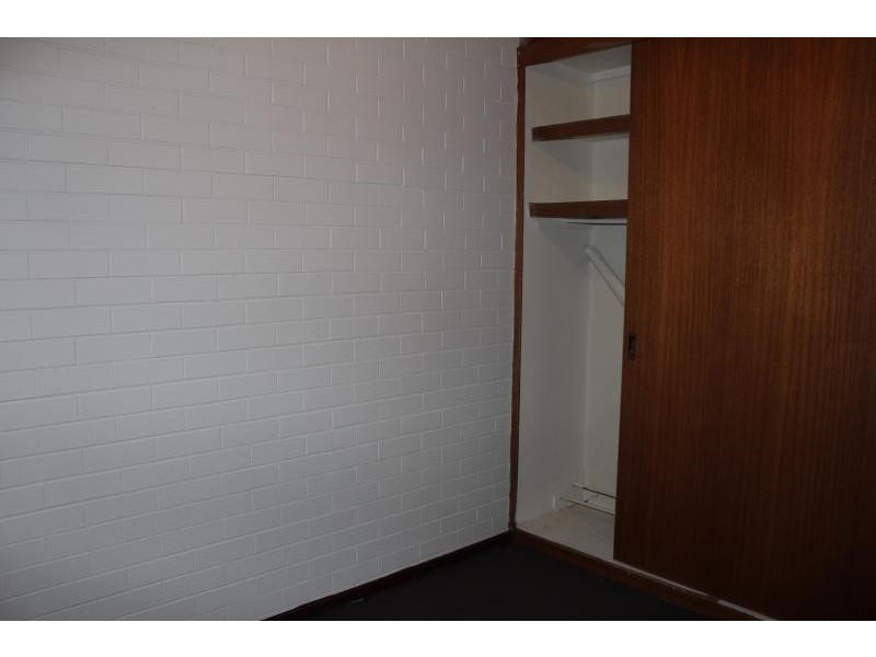 1/429 McDonald Rd, Lavington NSW 2641