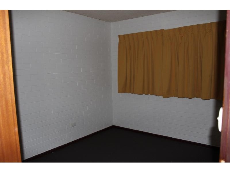 1/429 McDonald Rd, Lavington NSW 2641