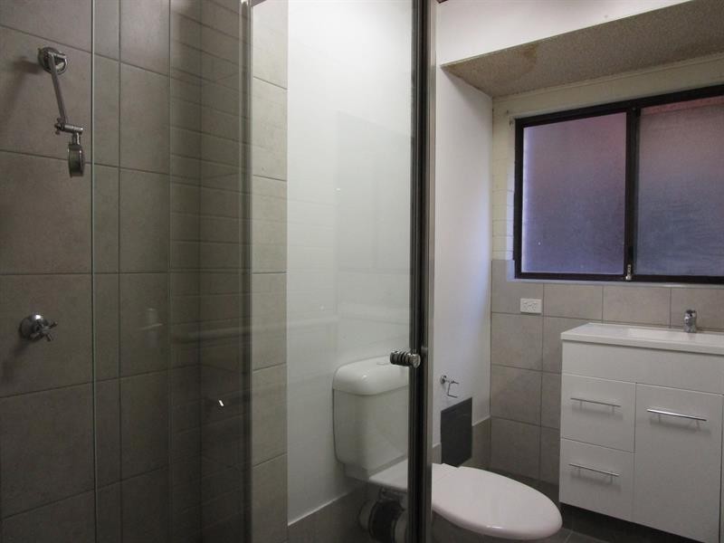 1/429 McDonald Rd, Lavington NSW 2641