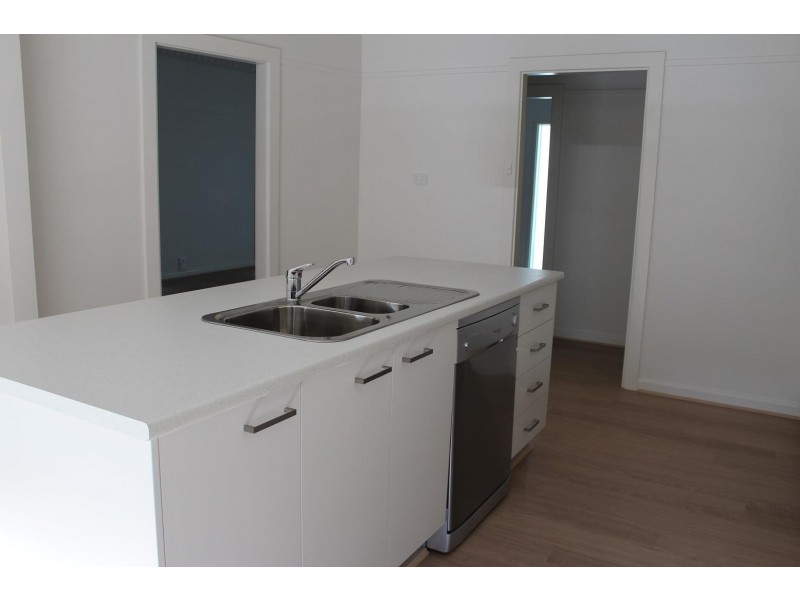 503 Alldis Avenue, Lavington NSW 2641